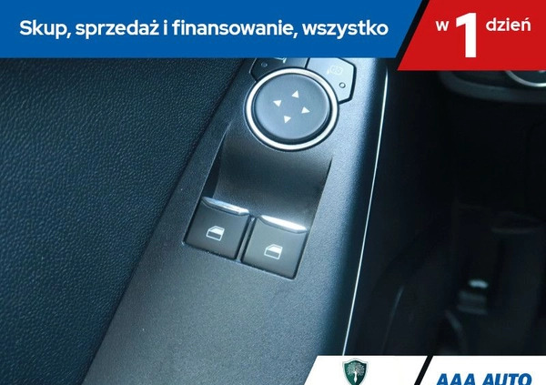 Ford Fiesta cena 49000 przebieg: 61217, rok produkcji 2017 z Krapkowice małe 191